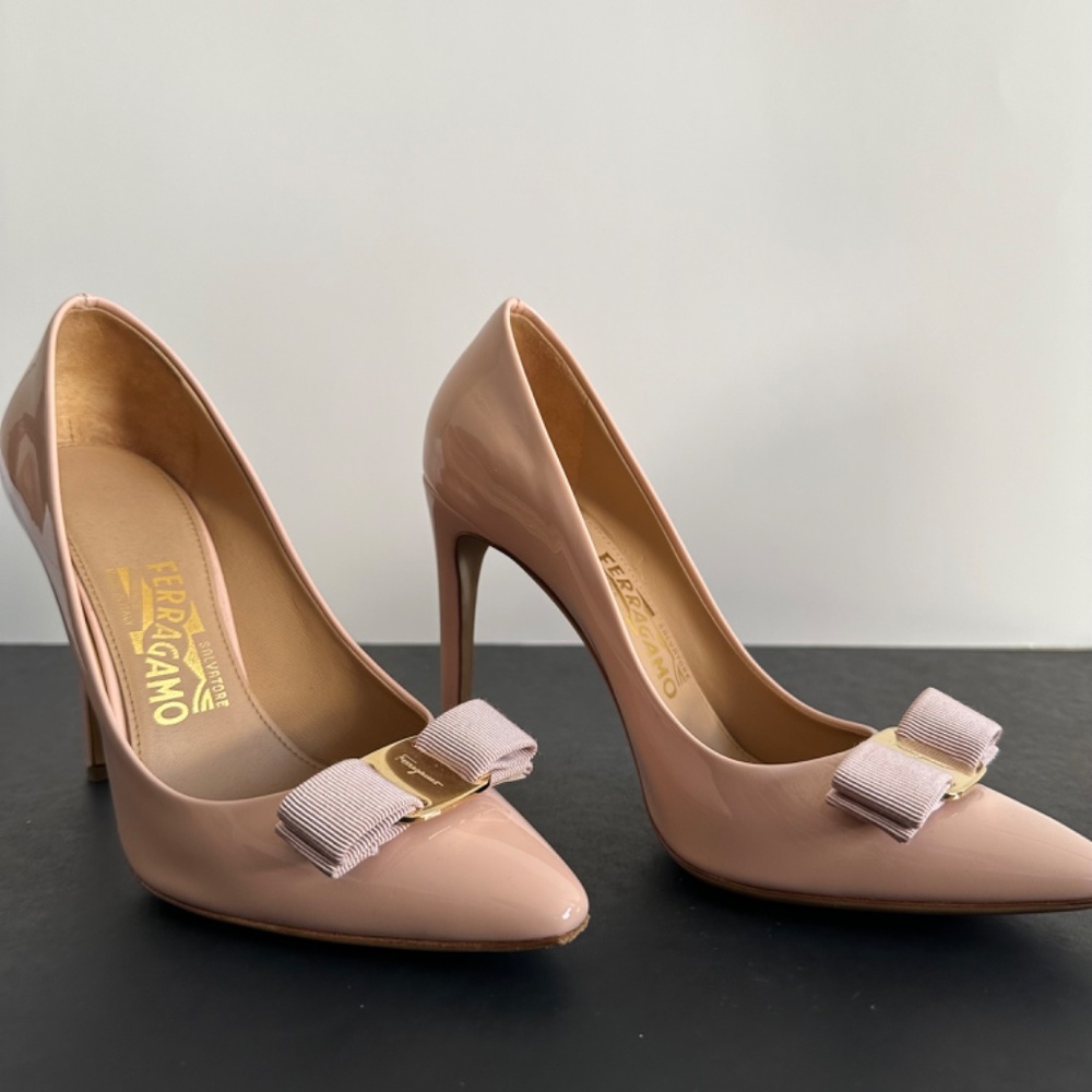 Ferragamo - Picture 3 of 5